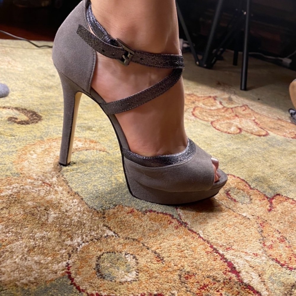 Michael kors silver heels